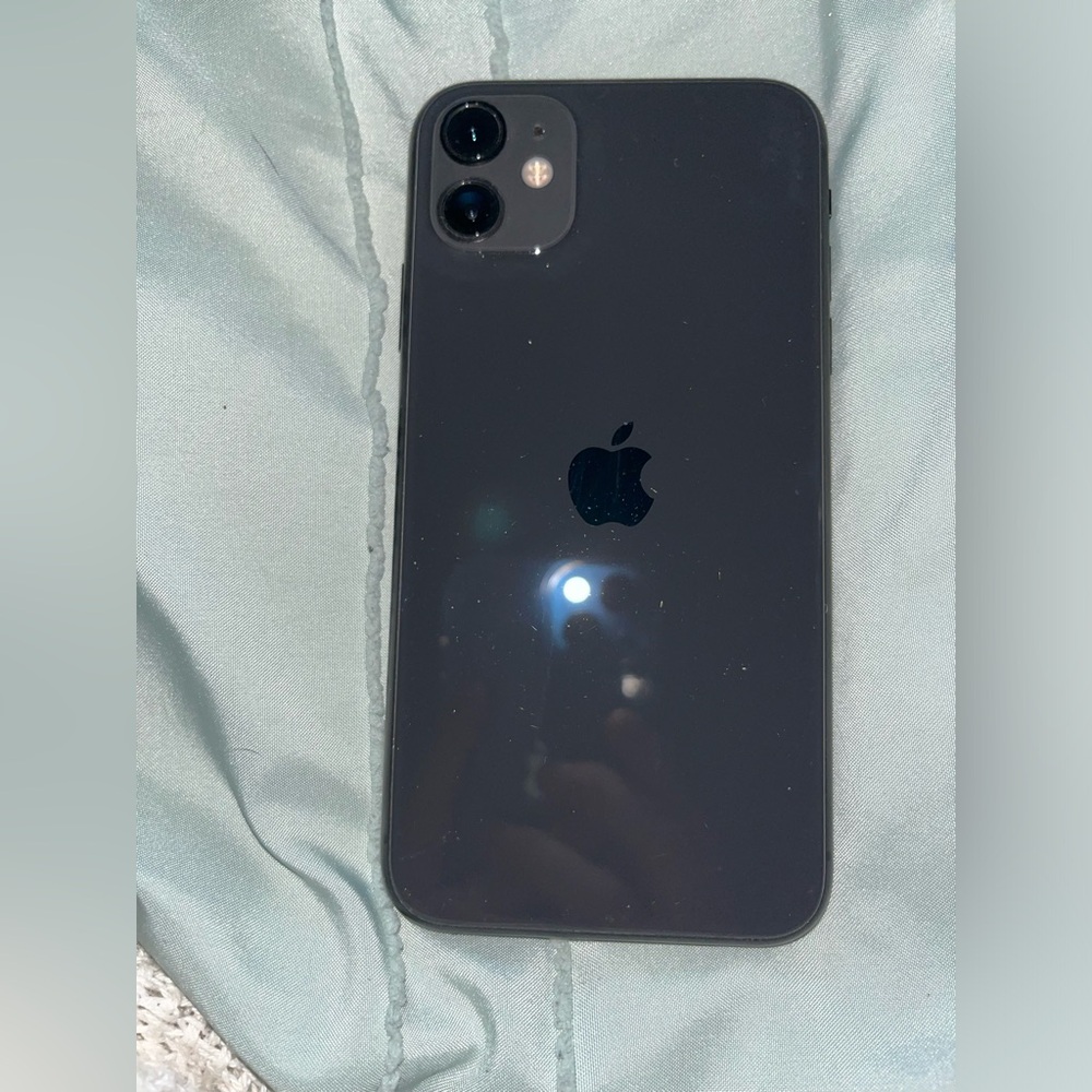 iPhone 11, unlocked and reset.  Carrier locked to Cricket